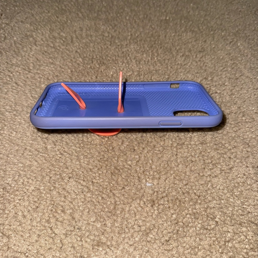 Loopy Case - Picture 3 of 3